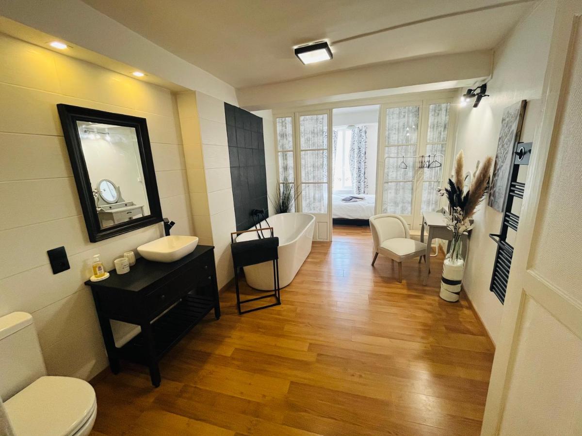 Chez Mimie Les Hotes Фонтевро л'Абе Екстериор снимка